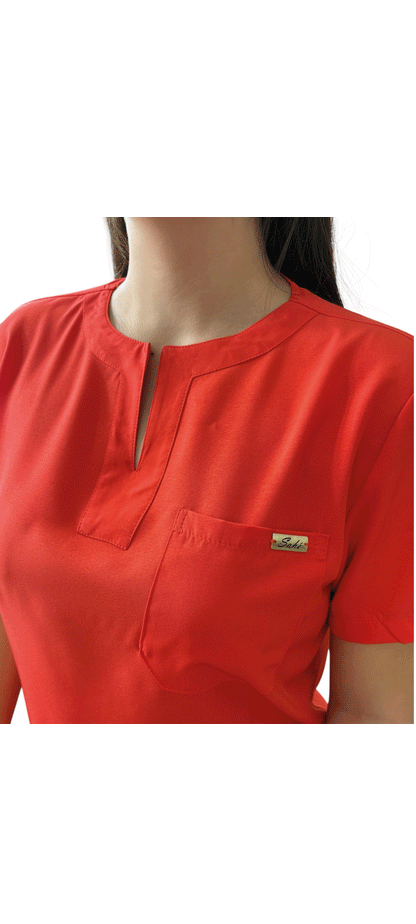 Scrub Naranja (Modelo Marlen)